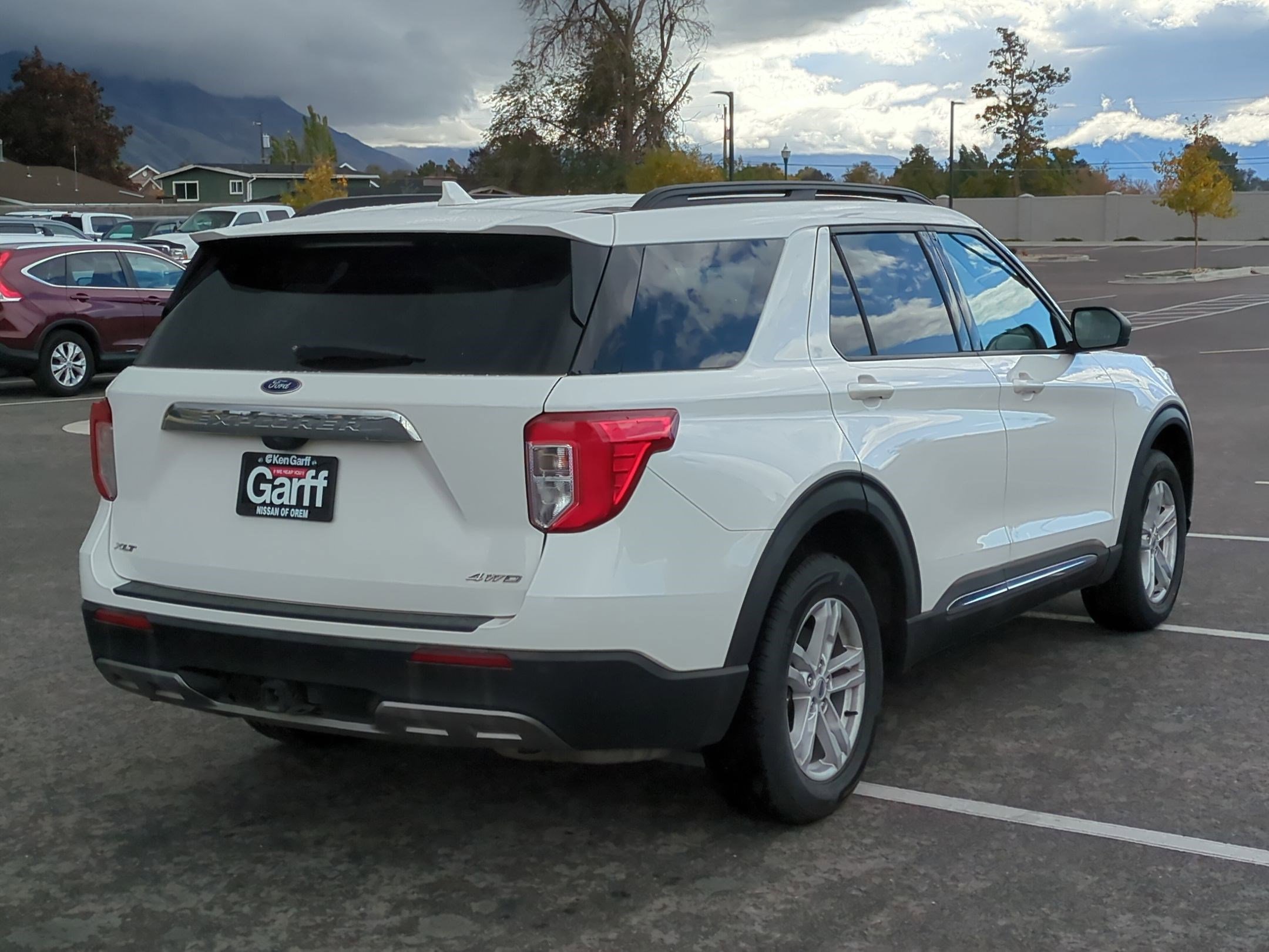 2021 Ford Explorer XLT photo 3