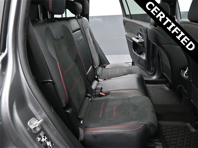 2024 Mercedes Benz GLB 250 photo 27