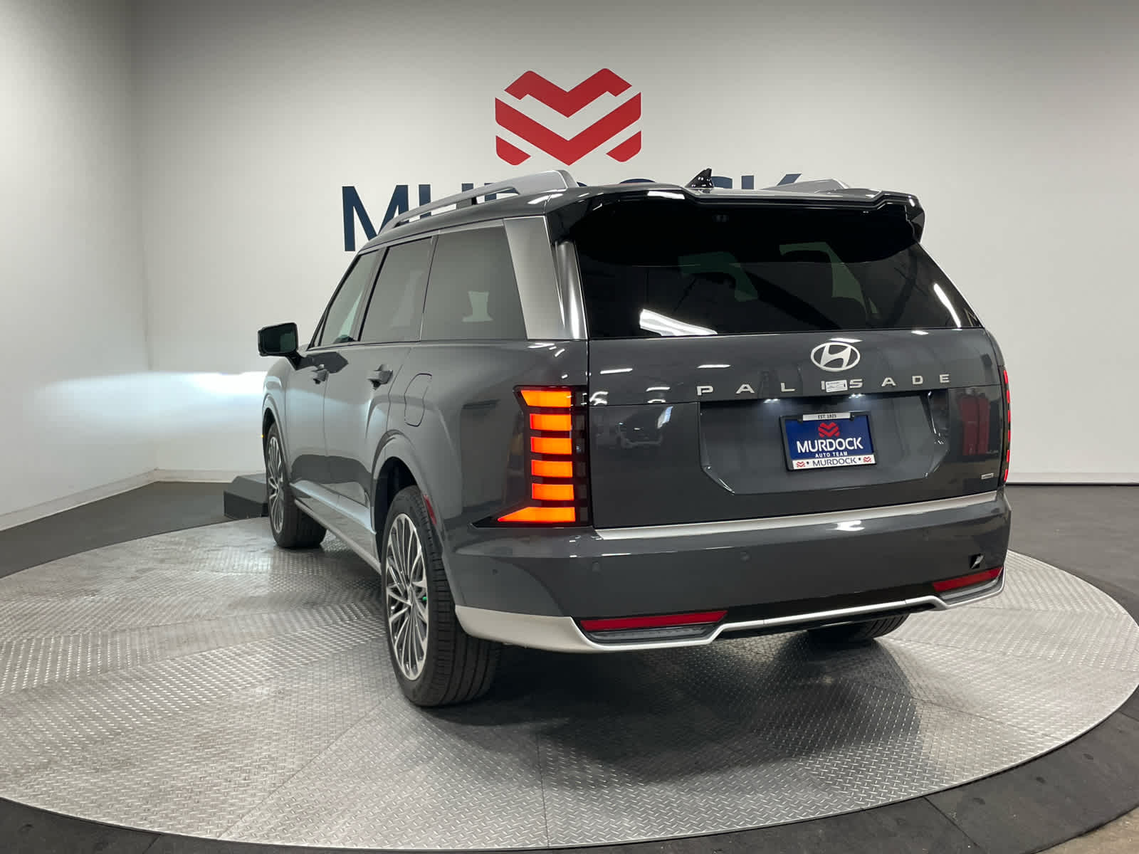 View vehicle photo 5