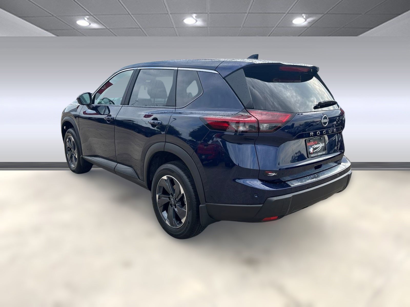 2026 Nissan Rogue SV photo 2