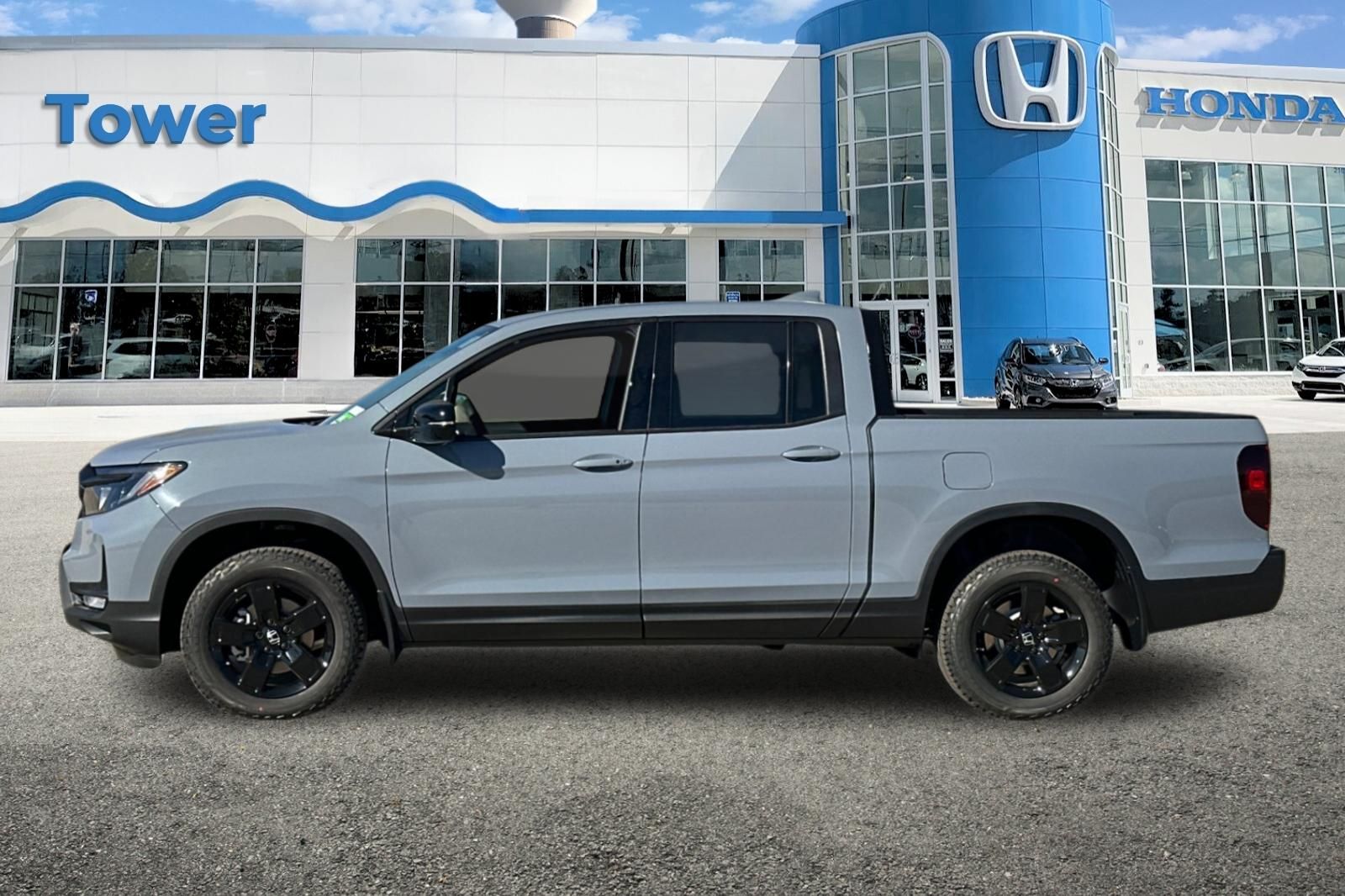 2025 Honda Ridgeline Black Edition photo 5