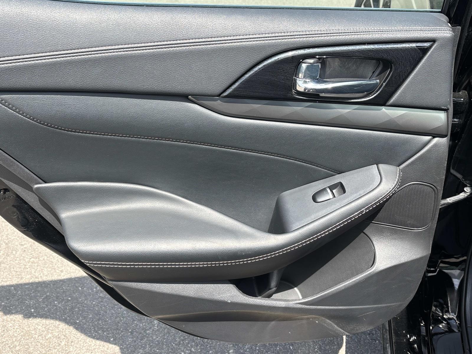 2023 Nissan Maxima SV photo 26