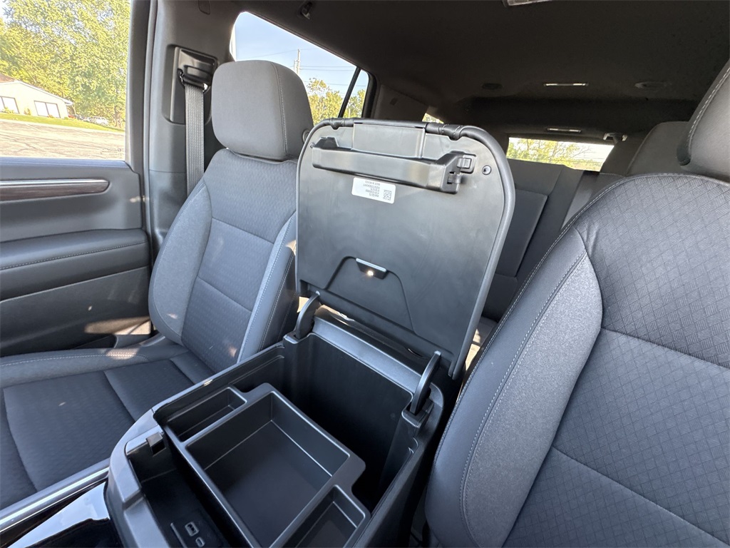 2025 Chevrolet Tahoe LS photo 22
