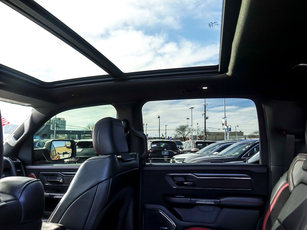 2022 RAM 1500 - Image 11