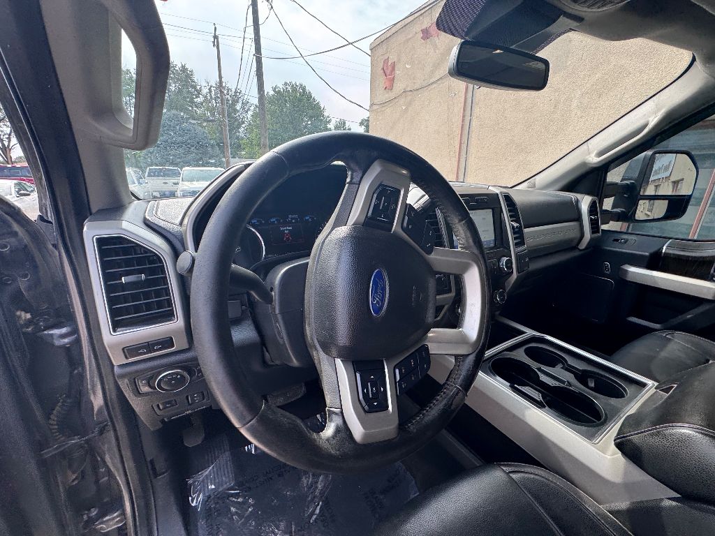 2021 Ford F-250 Lariat photo 6