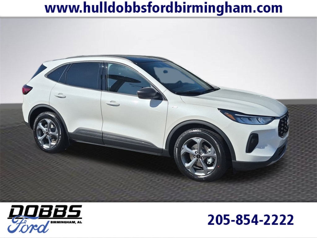 2026 Ford Escape ST-Line's photo