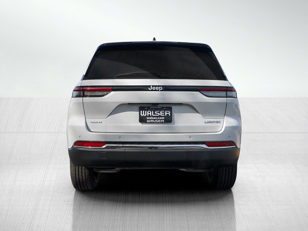 2025 Jeep Grand Cherokee Limited photo 2