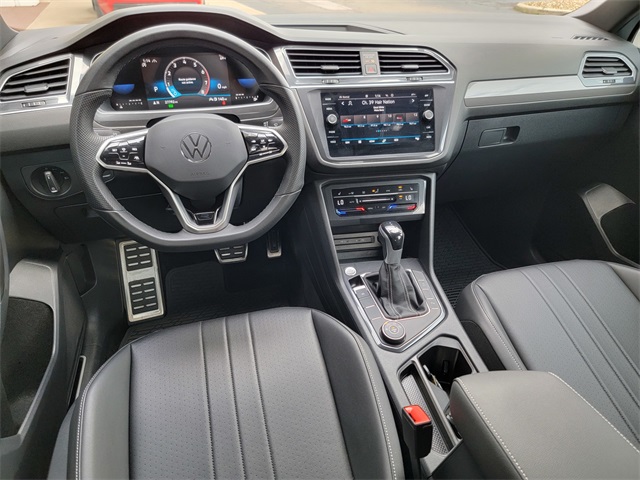 2023 Volkswagen Tiguan SE R-Line Black photo 32