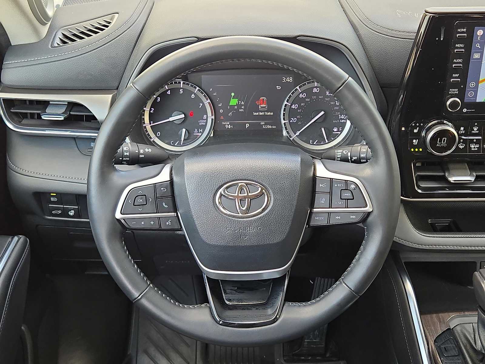 2022 Toyota Highlander Limited photo 20