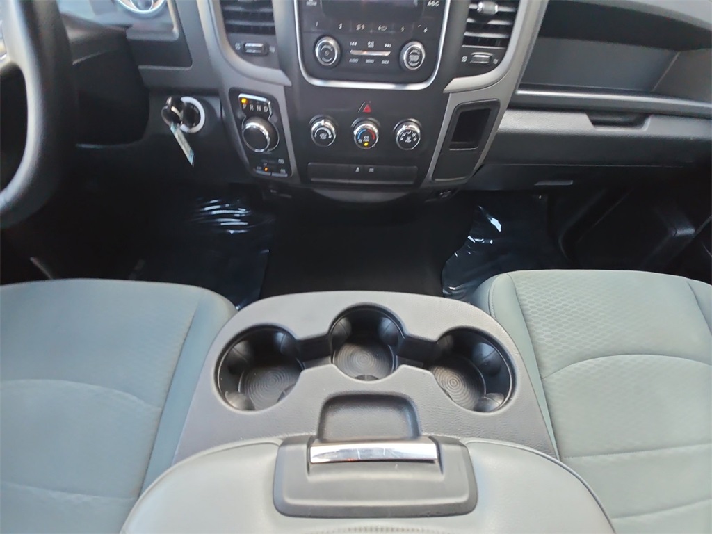 2016 Ram 1500 Tradesman photo 11
