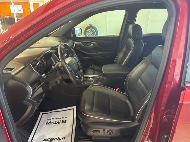 2022 Chevrolet Traverse Premier photo 3