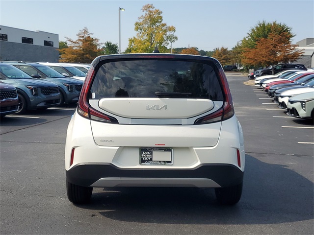 2025 Kia Soul LX S photo 5