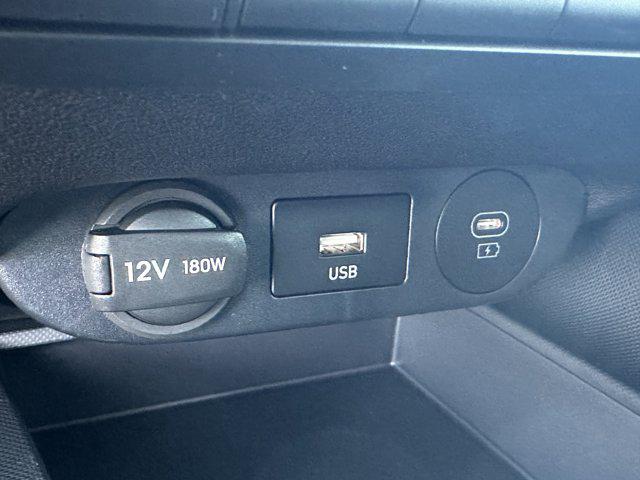 2025 Hyundai Elantra SE photo 28