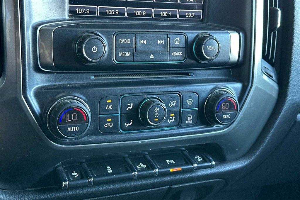 2019 Chevrolet Silverado 2500HD LT photo 21