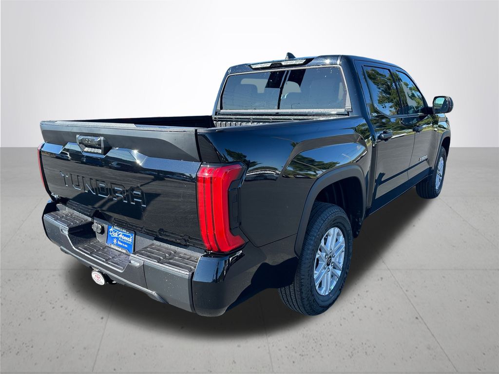 2026 Toyota Tundra SR5 CrewMax photo 7
