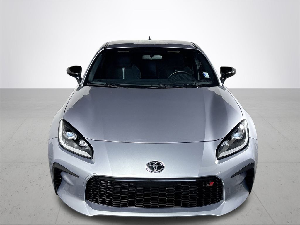 2023 Toyota GR86 Premium photo 3
