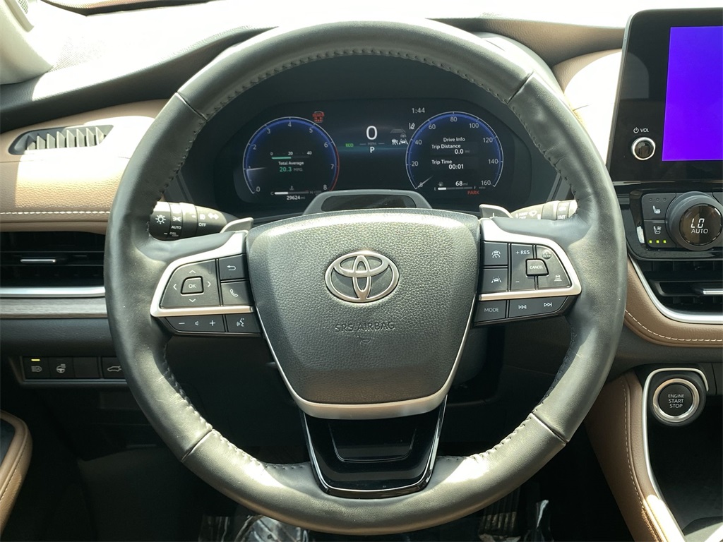 2024 Toyota Grand Highlander Platinum photo 11