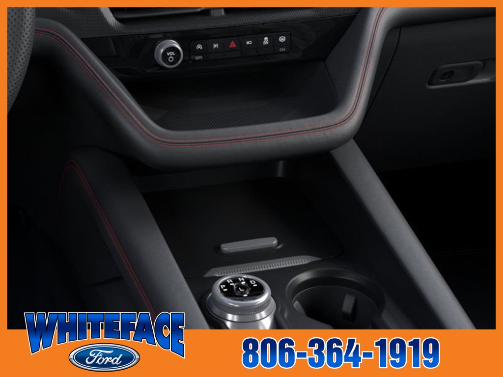 2025 Ford Explorer ST-Line photo 13