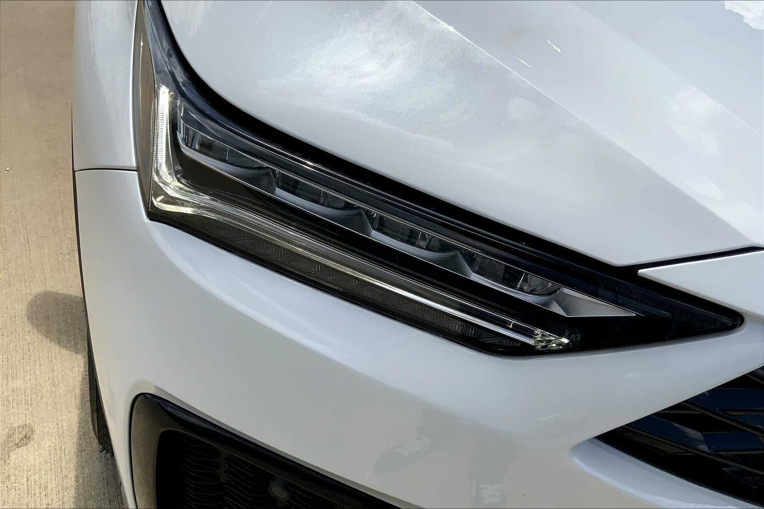 2026 Acura MDX SH-AWD A-Spec Advance photo 13