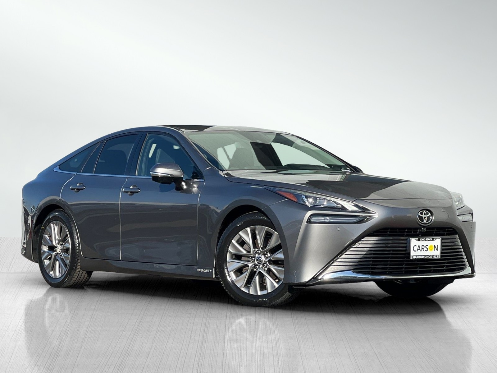 2023 Toyota Mirai XLE photo 2