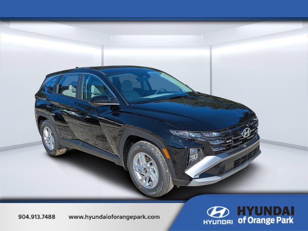 2026 Hyundai Tucson SE's photo