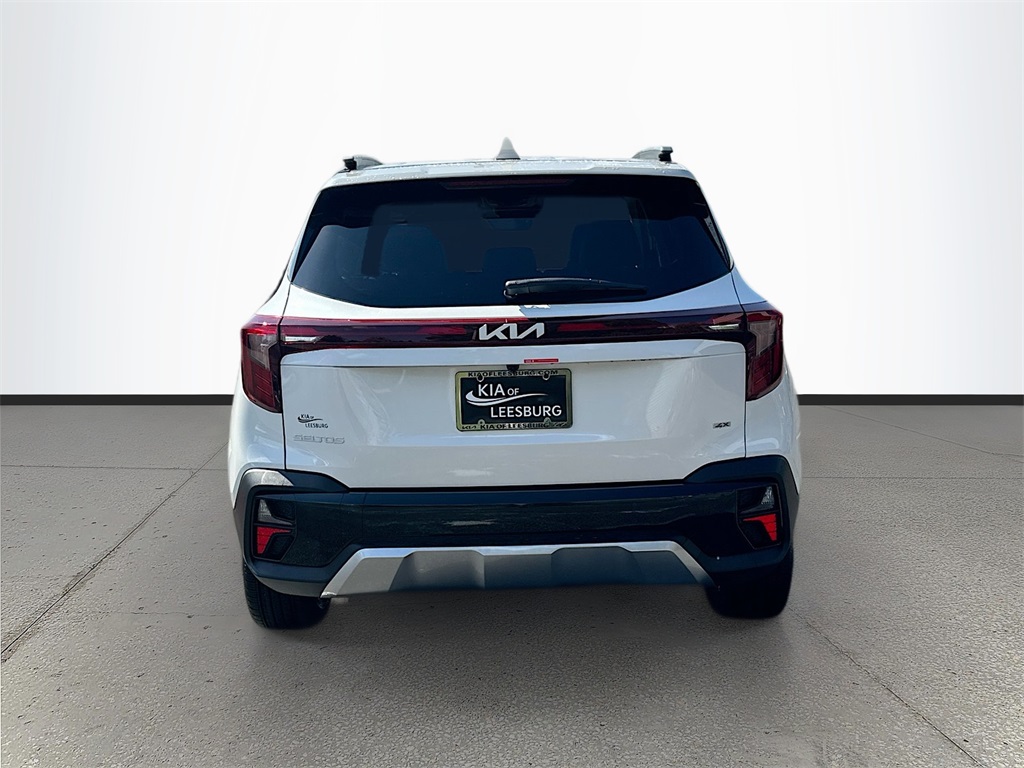 2026 Kia Seltos EX photo 2