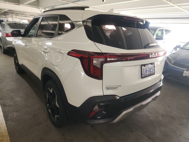 2024 Kia Seltos EX photo 4