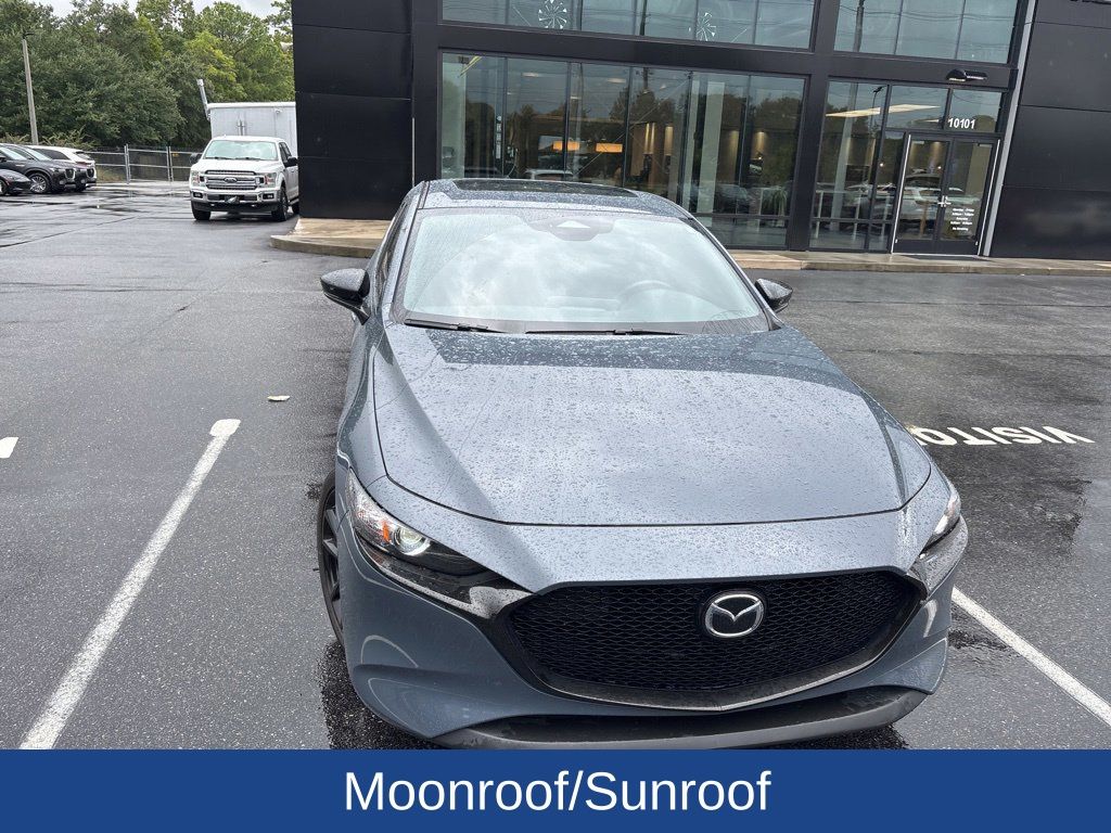 2024 Mazda Mazda3 Hatchback 2.5 s Carbon photo 3