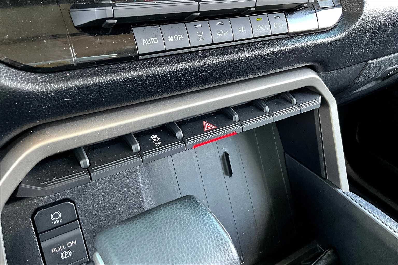 2022 Toyota Tundra SR5 photo 34