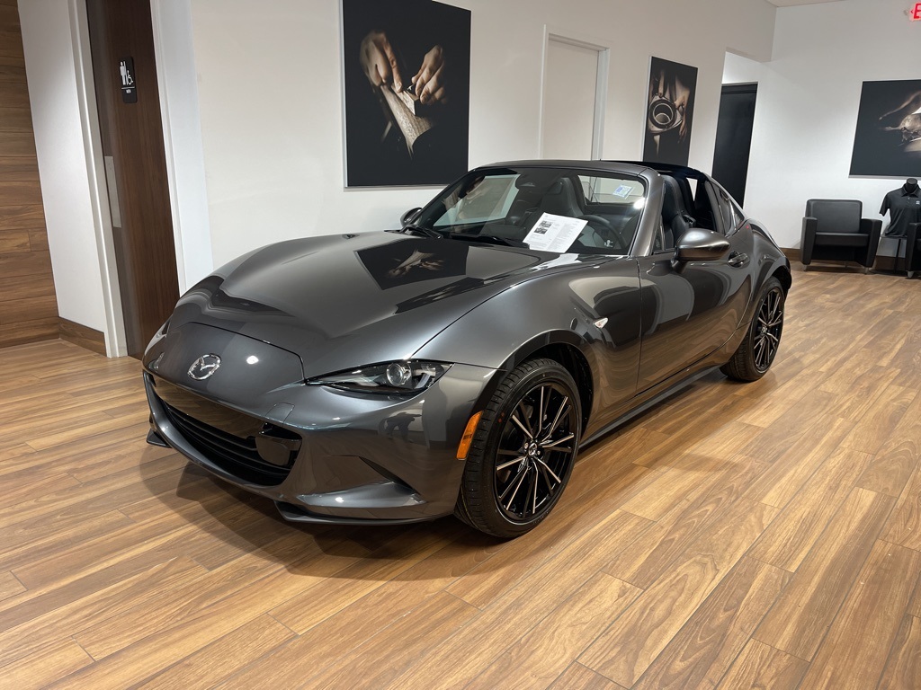 2025 Mazda MX-5 Miata RF Grand Touring's photo