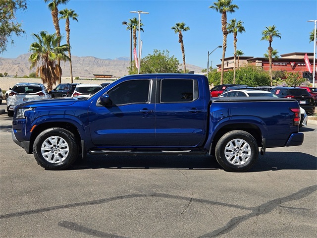 2022 Nissan Frontier Crew Cab photo 14