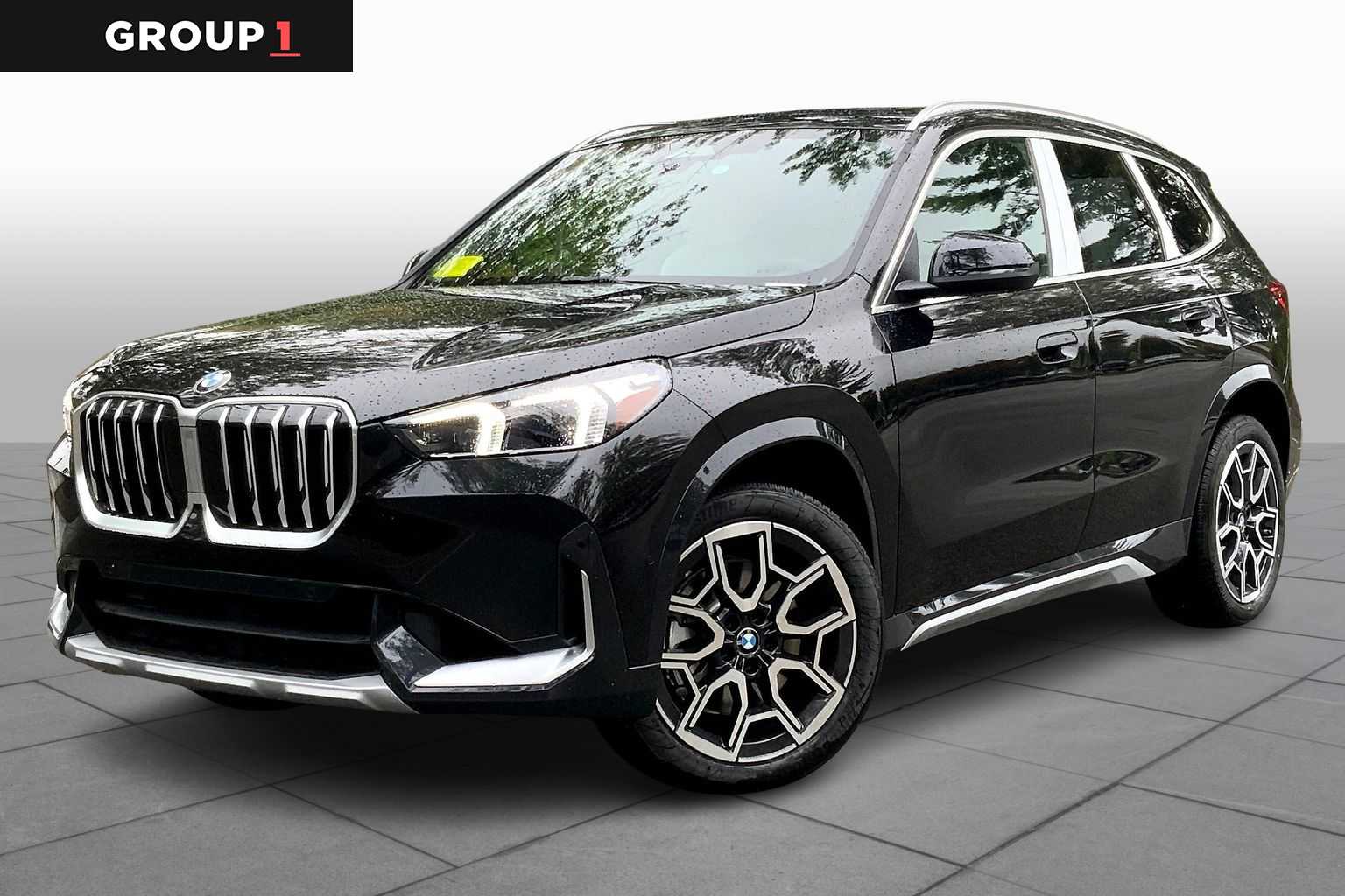 2026 BMW X1 28i's photo