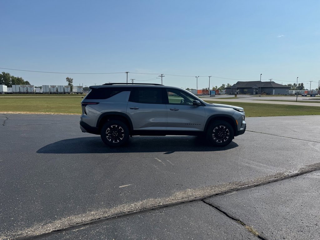 2025 Chevrolet Traverse Z71 photo 6