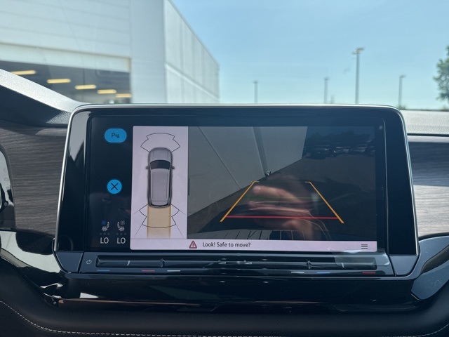 2025 Volkswagen Atlas SEL photo 19