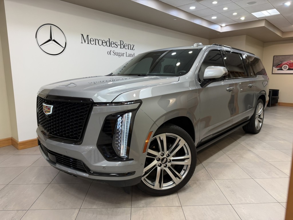 2025 Cadillac Escalade ESV Sport's photo