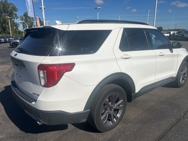 2023 Ford Explorer XLT photo 4