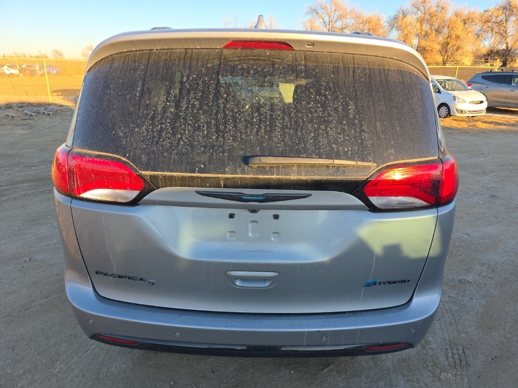 2019 Chrysler Pacifica Hybrid Touring L photo 4
