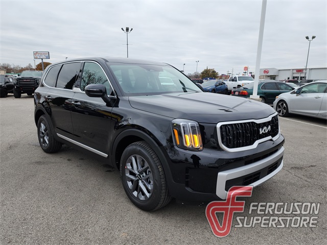 2025 Kia Telluride LX's photo