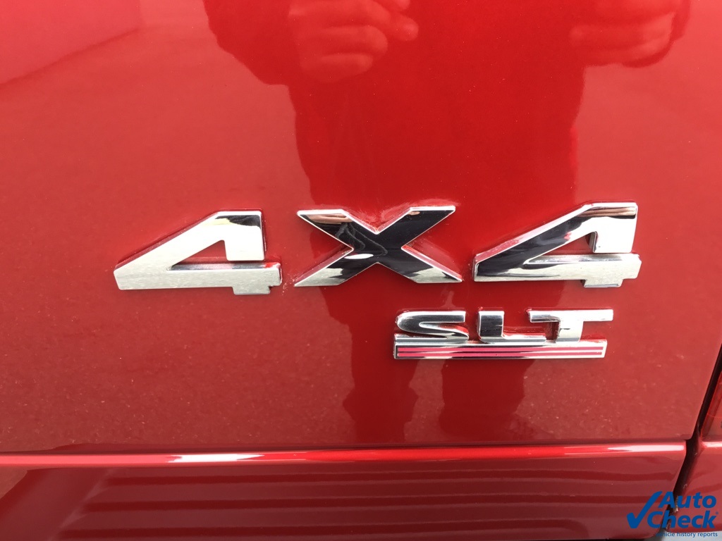 2006 Dodge Ram SLT photo 18
