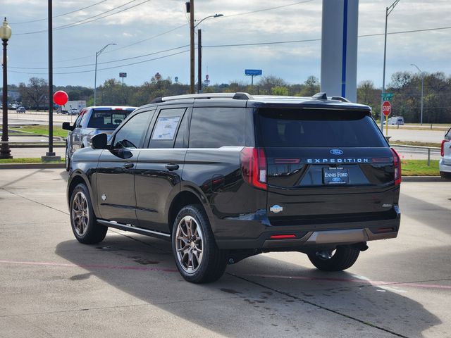 2025 Ford Expedition King Ranch photo 3