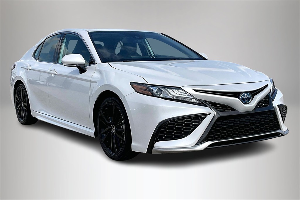 2024 Toyota Camry XSE's photo