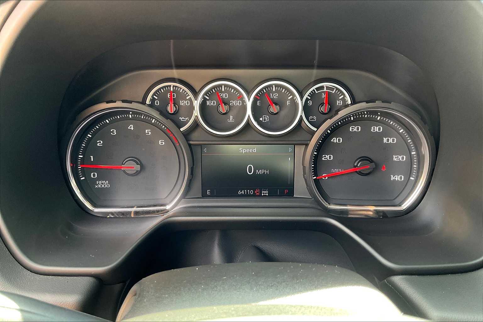 2021 Chevrolet Suburban Z71 photo 18