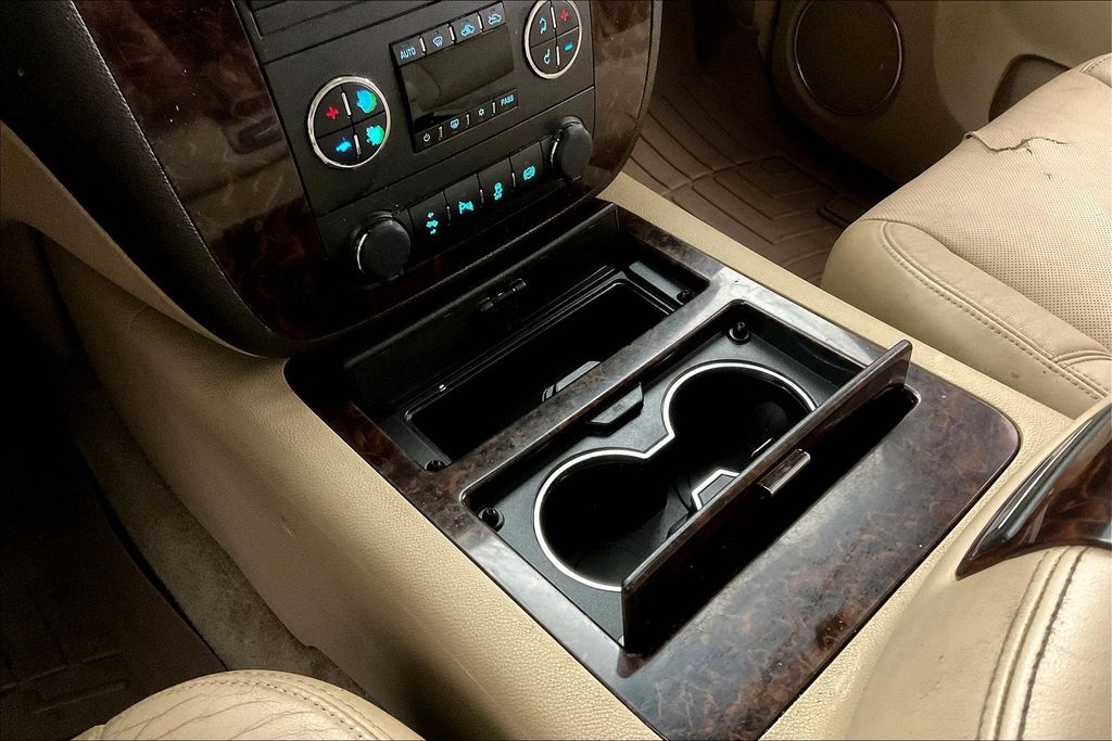 2012 Gmc Sierra Denali photo 32