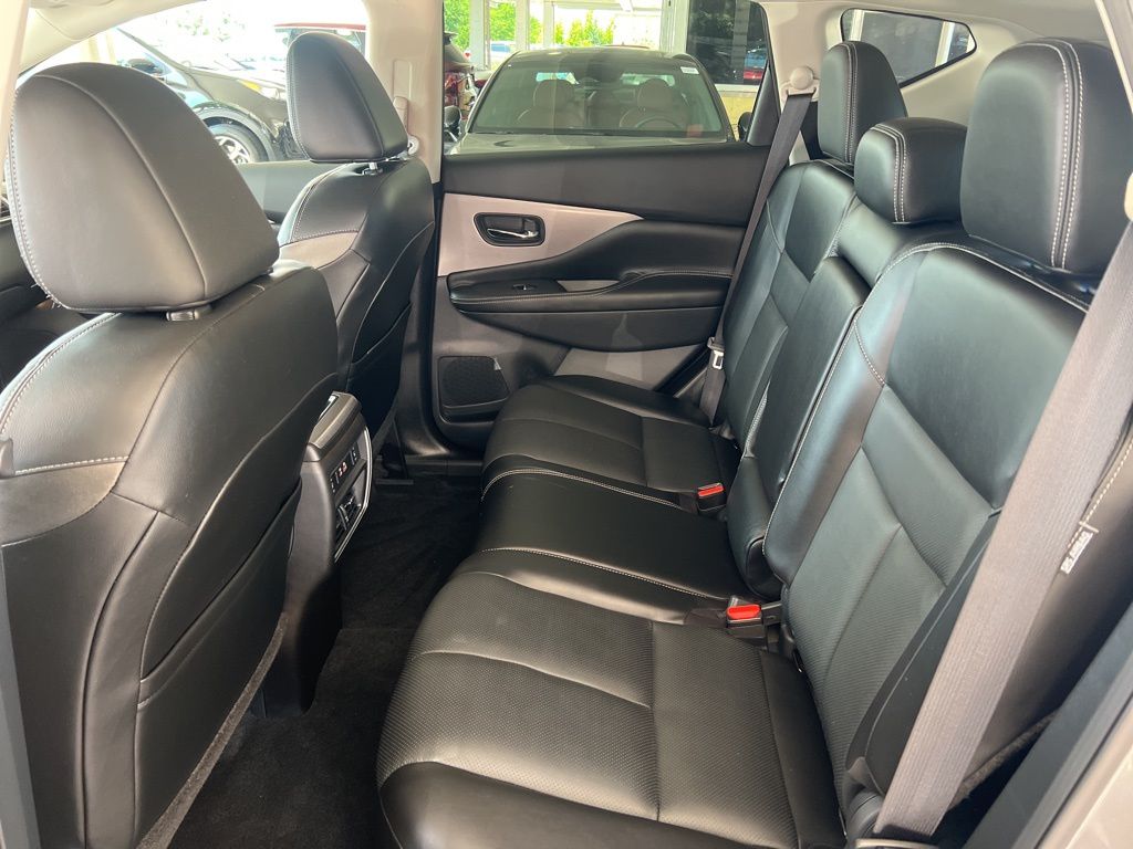 2023 Nissan Murano SL photo 9