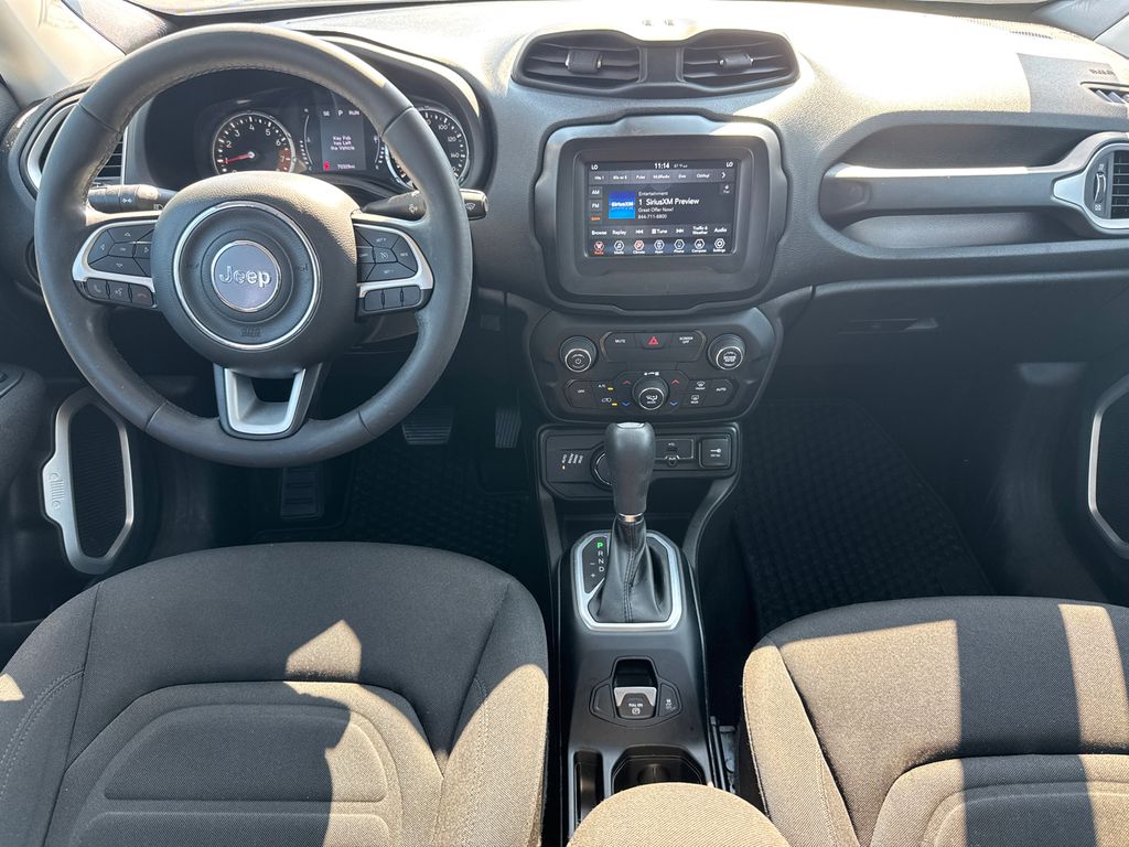 2019 Jeep Renegade Latitude photo 20