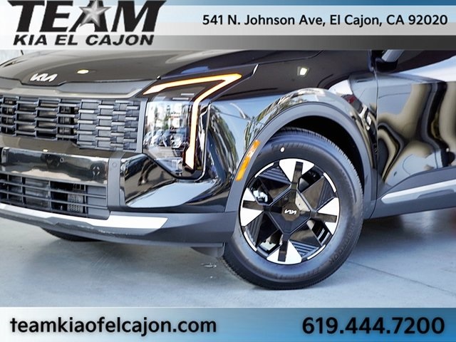 2026 Kia Sportage Hybrid LX photo 2