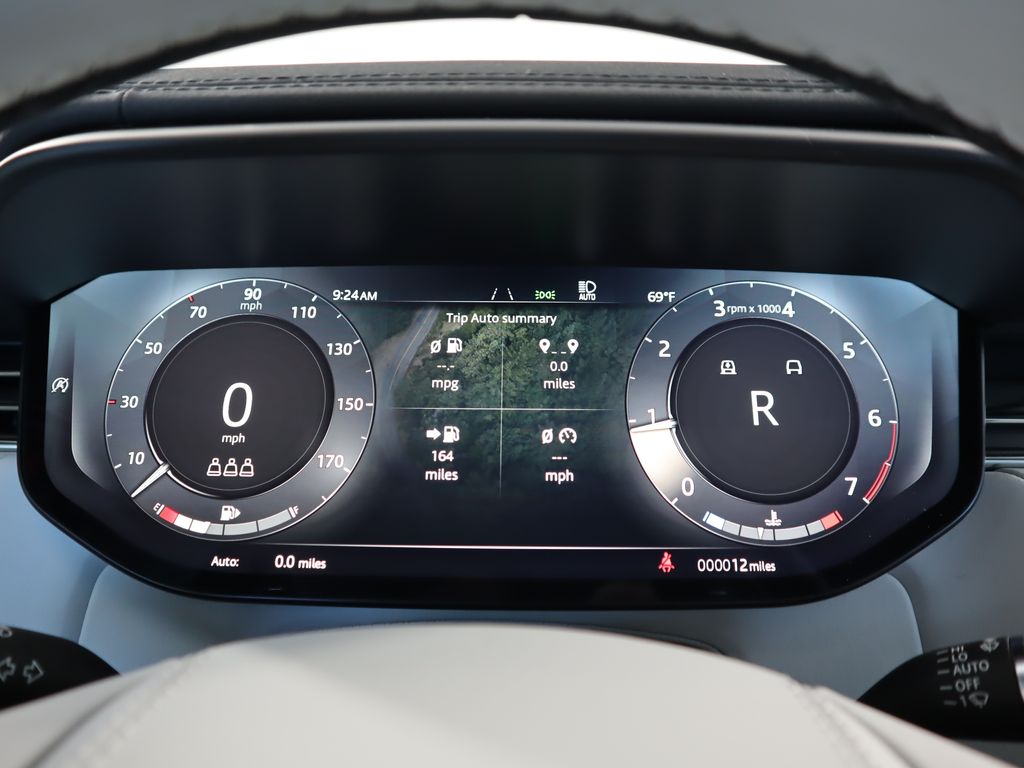 2025 Land Rover Range Rover Sport SE photo 30