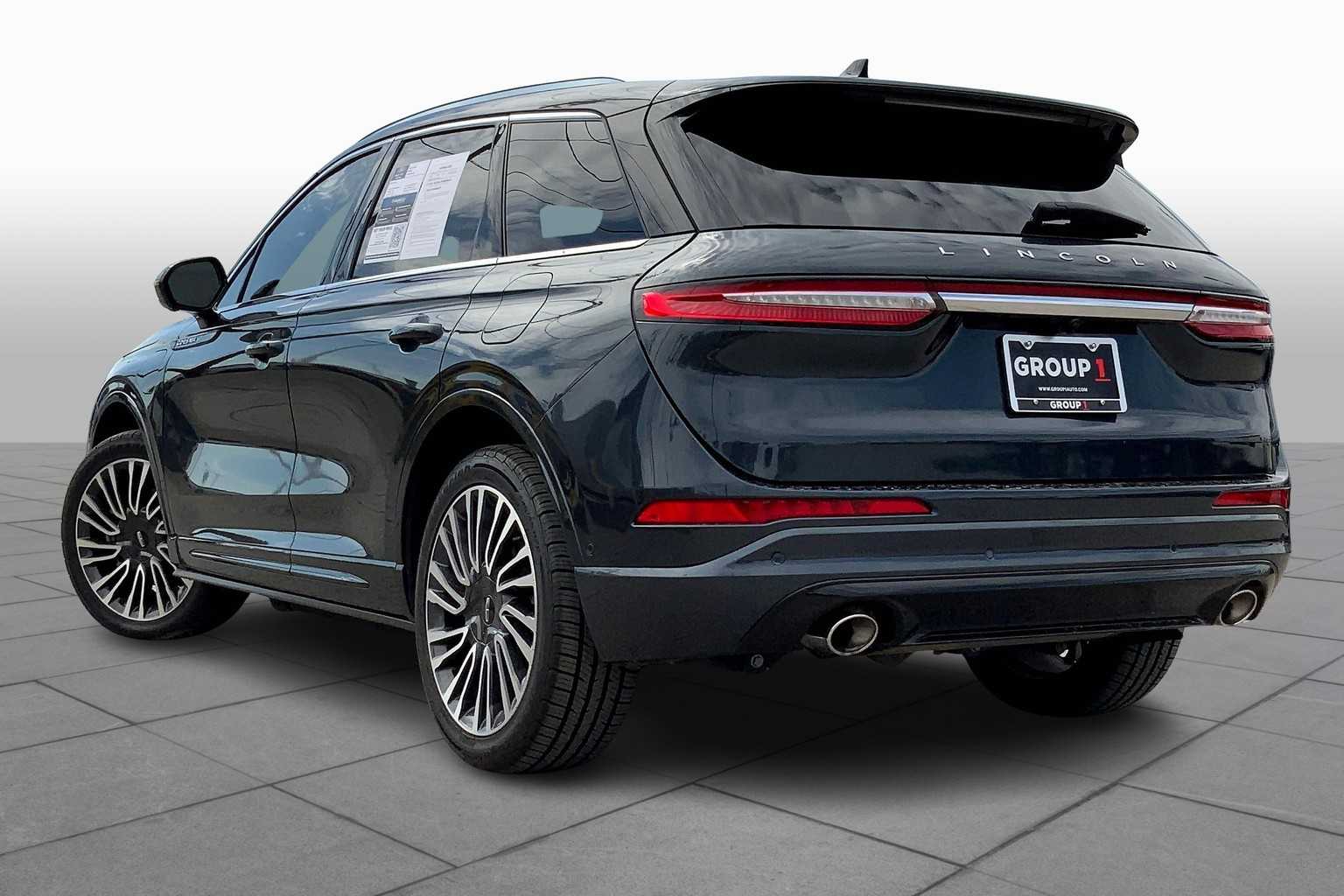 2022 Lincoln Corsair Grand Touring photo 9