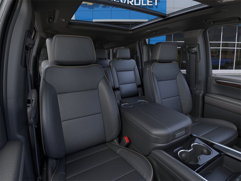 2025 Chevrolet Suburban Premier photo 16