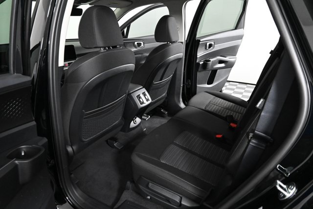 2026 Kia Sorento S photo 11